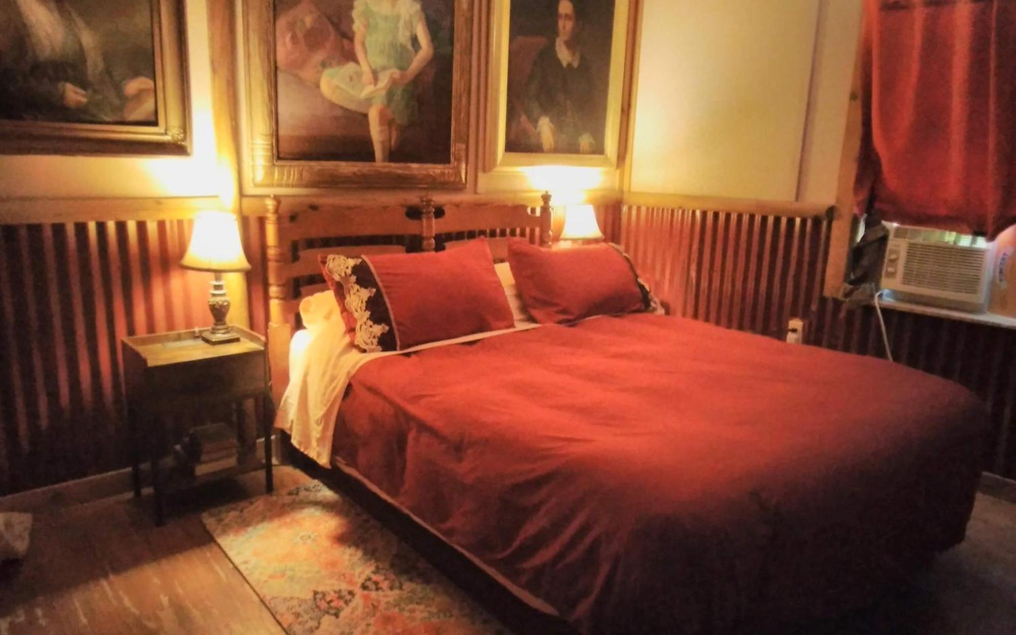 La Loma Del Chivo Llc - The Spirit Room 马拉松 外观 照片